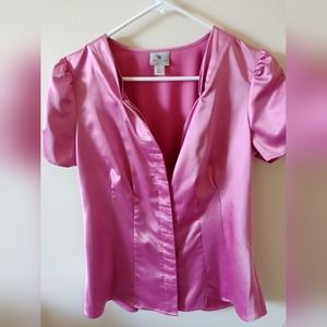 PINK Short Sleeve Satin-Style Solid Color Soft V-Neck Blouse Women's Size Small